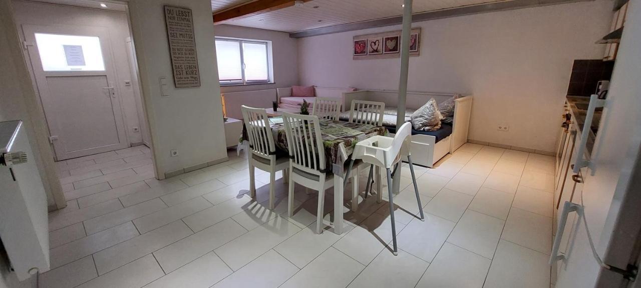 Ferienwohnung/Monteurzimmer Auf Dem Bauernhof Mörlenbach Exterior foto